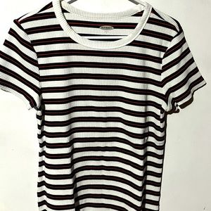 Old navy crew neck top